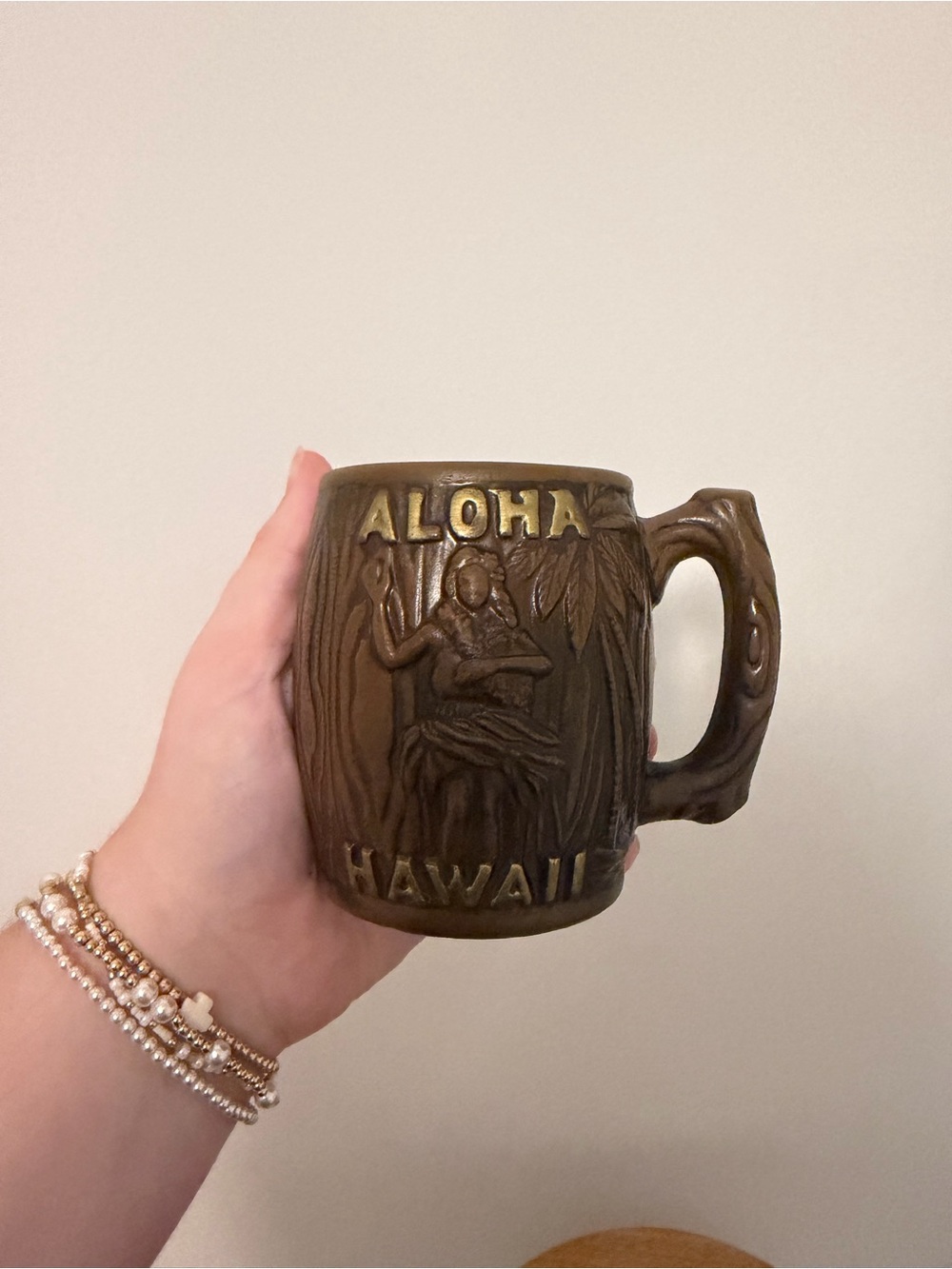 Aloha Hawaii Brown Ceramic Mug